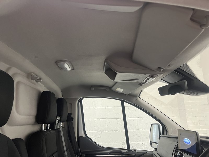 2023 Ford Transit Custom Panel Van — photo 3 of 29