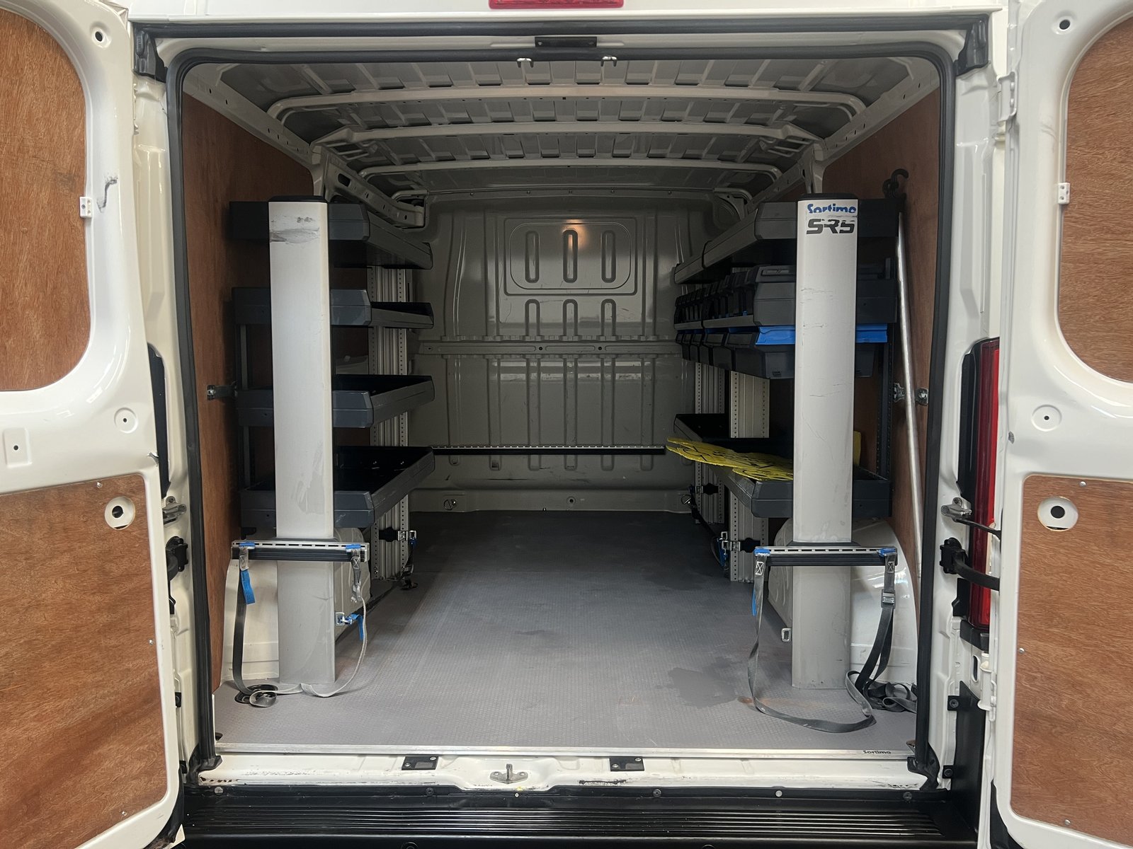 2020 Citroen Relay Panel Van — photo 23 of 23
