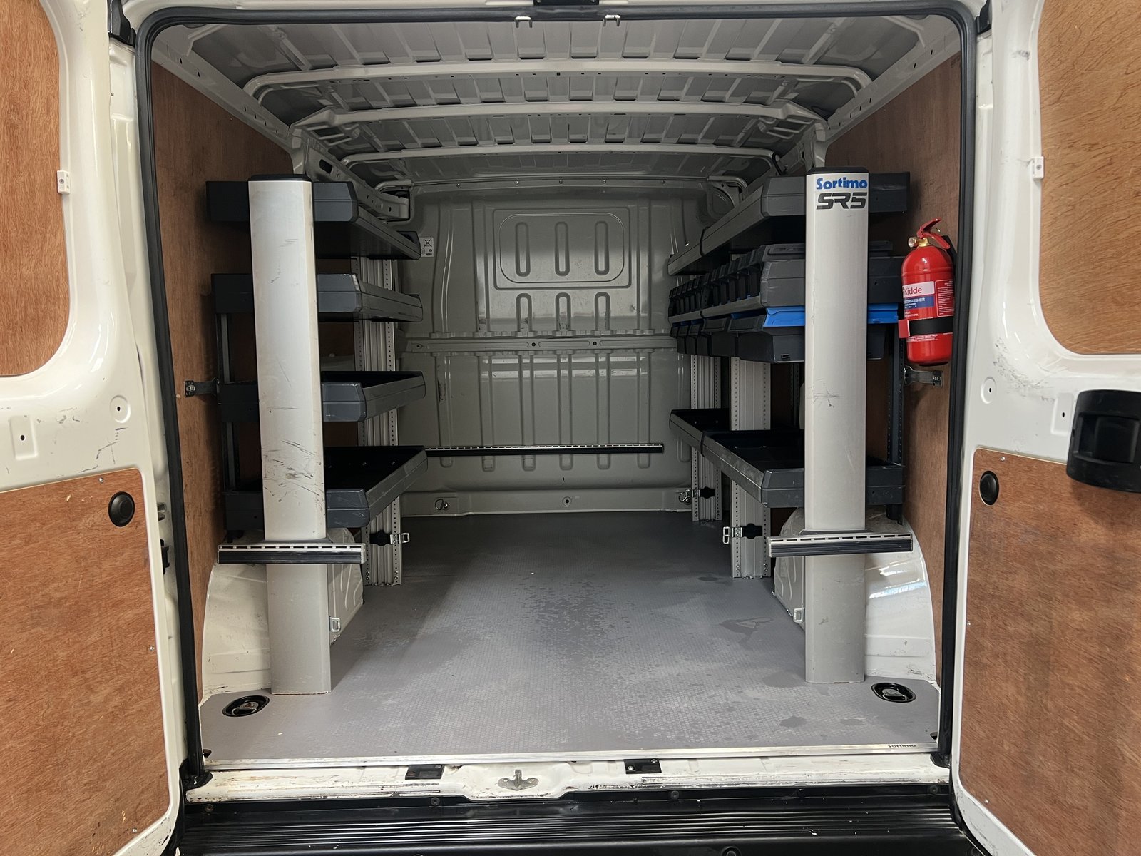 2020 Citroen Relay Panel Van — photo 20 of 20