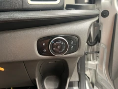 2022 Ford Transit Custom Panel Van — detail