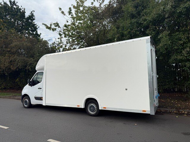 2021 Vauxhall Movano Luton Low Loader Van — photo 3 of 5