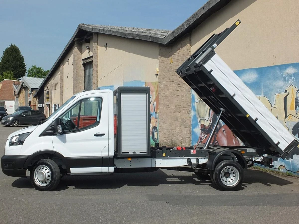 2022 Ford Transit Tipper Van — side view
