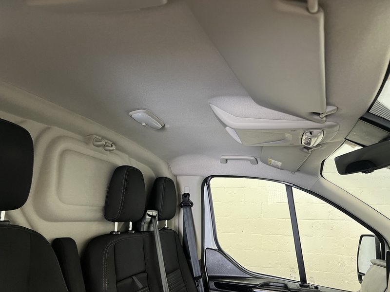 2023 Ford Transit Custom Panel Van — photo 3 of 18