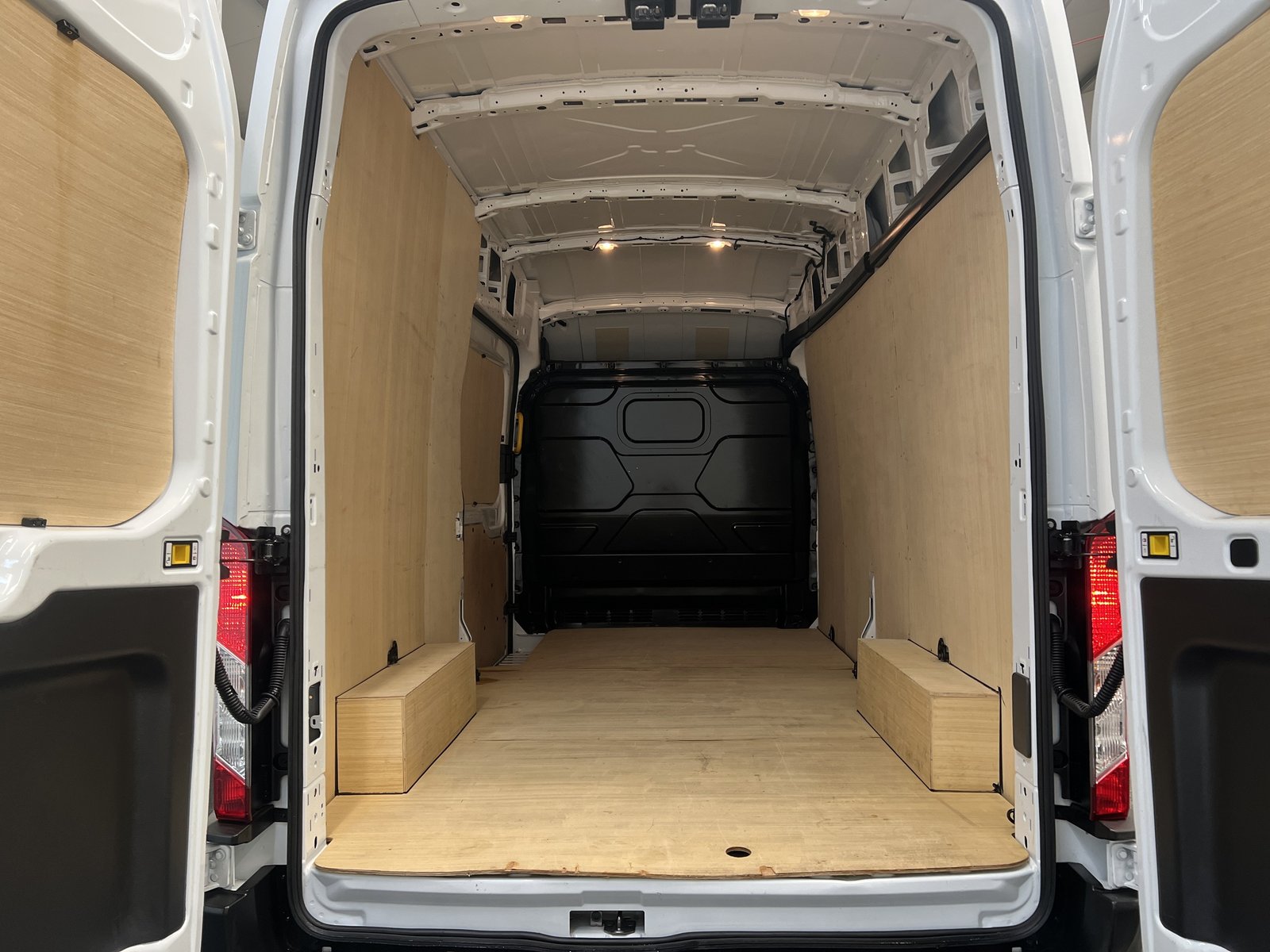 2025 Ford Transit High Roof Panel Van — photo 22 of 22