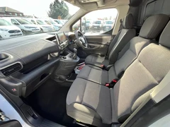2022 Vauxhall Combo Panel Van — cab interior