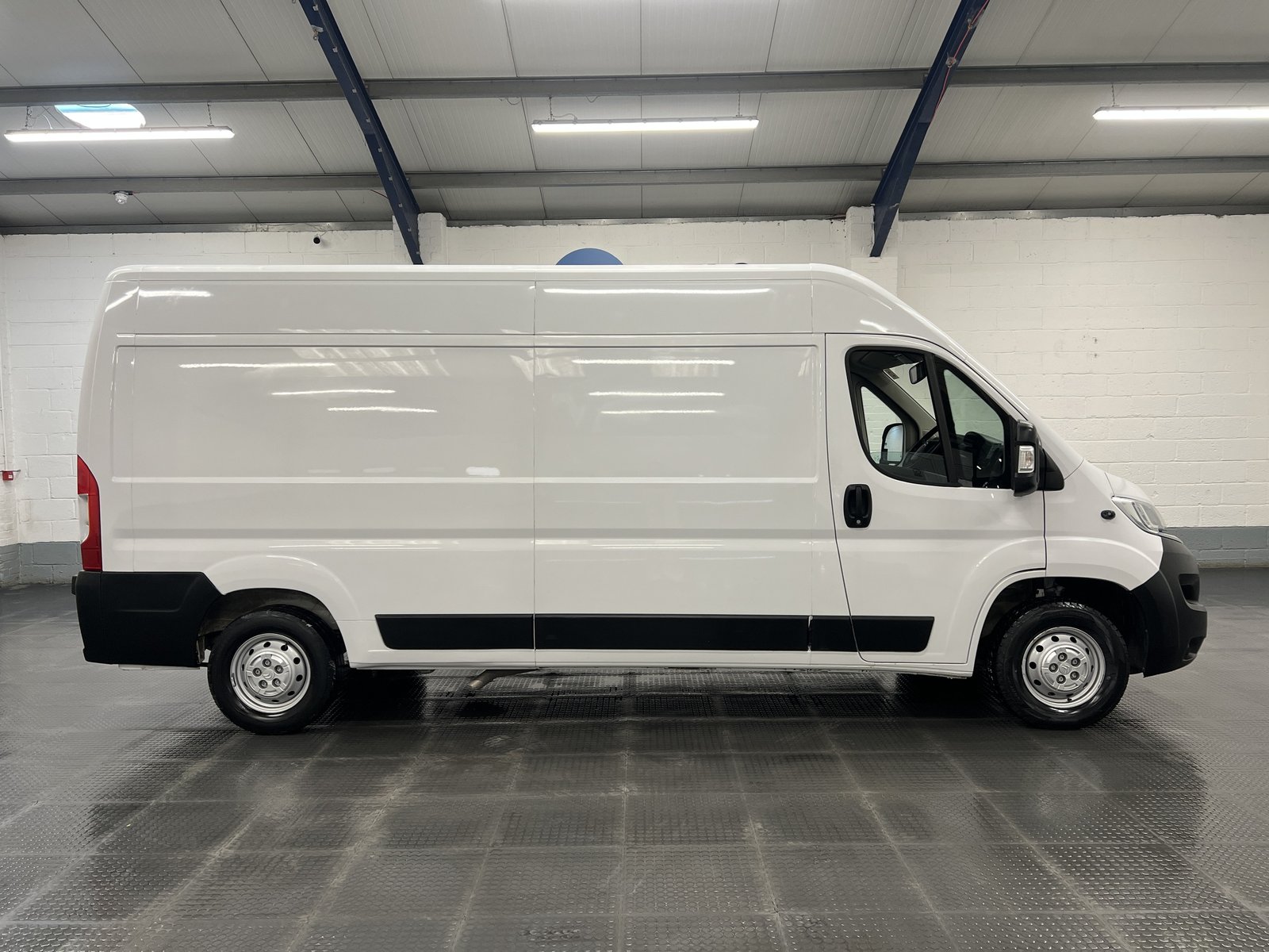 2023 Citroen Relay High Roof Panel Van — side view