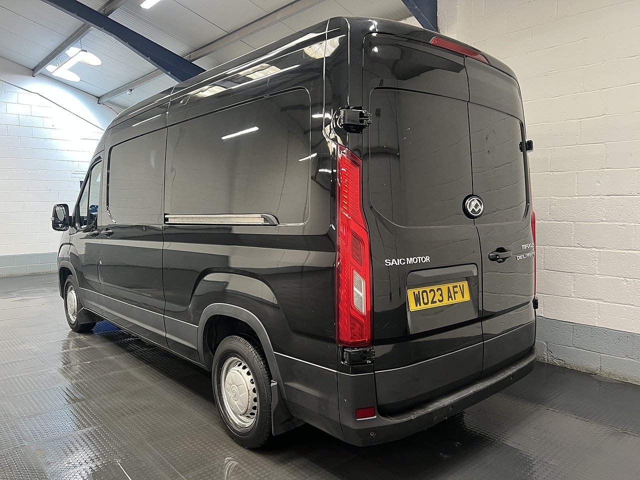 2023 Maxus Deliver 9 High Roof Panel Van — rear three-quarter view