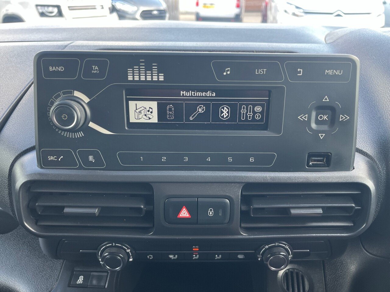 2021 Vauxhall Combo Panel Van — photo 13 of 13