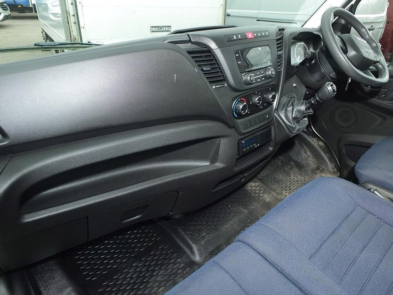 2022 Iveco Daily Dropside Van — cab interior