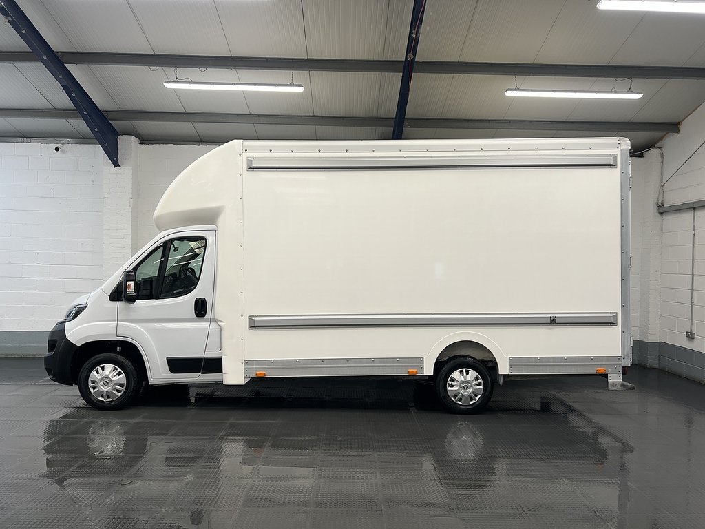 2021 Peugeot Boxer Luton Low Loader Van