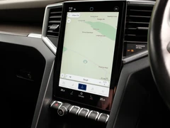 2024 Volkswagen Amarok PickUp Van — cab interior