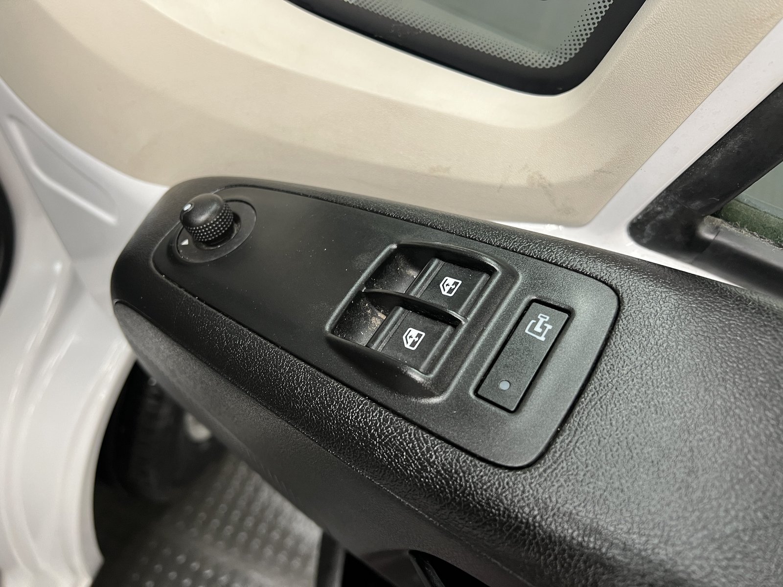 2022 Citroen Relay High Roof Panel Van — photo 2 of 28