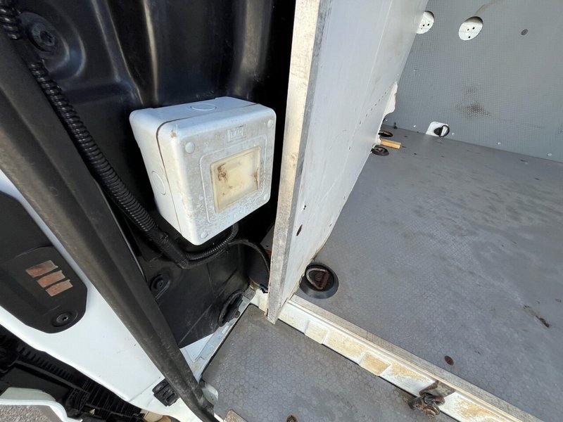 2020 Ford Transit Panel Van — photo 3 of 3