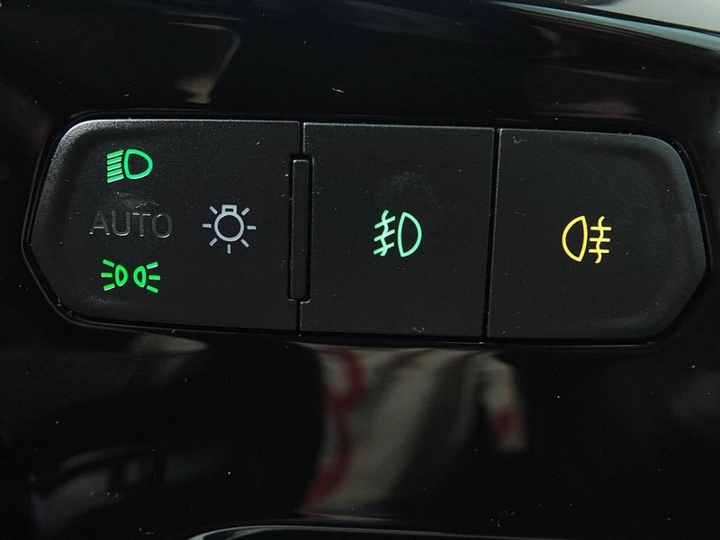 2025 Ford Transit Connect Panel Van — photo 2 of 8