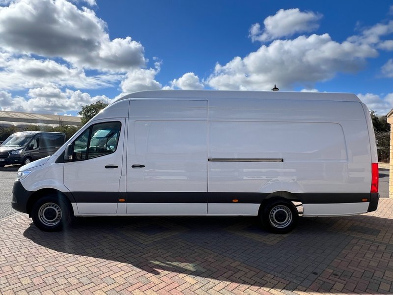 2023 Mercedes-Benz Sprinter High Roof Panel Van — photo 2 of 22