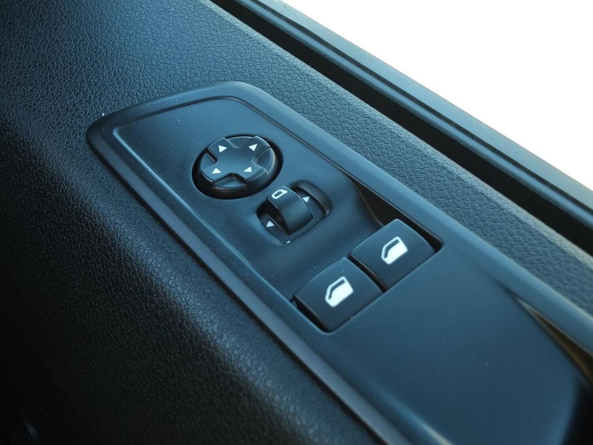 2023 Toyota Proace Panel Van — photo 1 of 1
