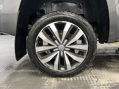 2019 Volkswagen Amarok Double Cab PickUp Van — detail