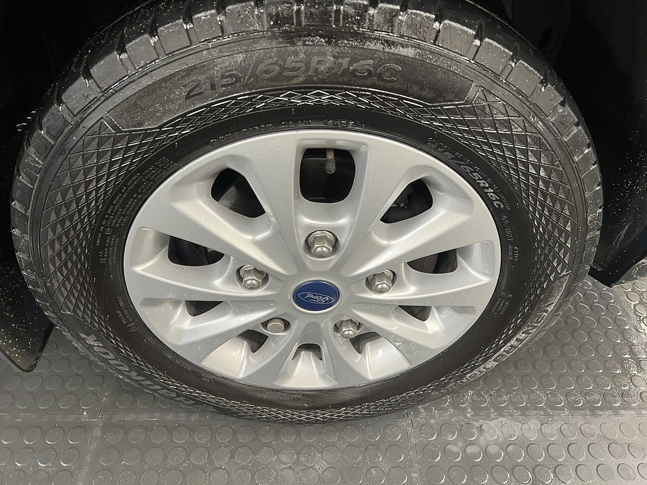2023 Ford Transit Custom Panel Van — detail