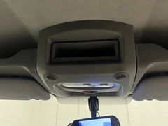 2018 Nissan Nv400 Luton Low Loader Van — cab interior